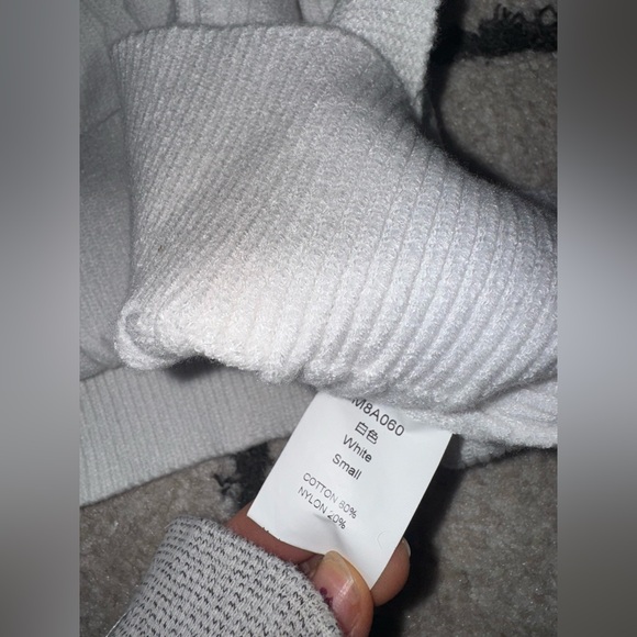 V-Neck Knit Sweater Vest - Picture 6 of 6